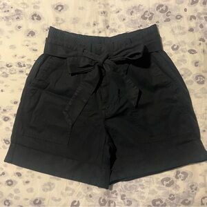Cabi discovery short 4